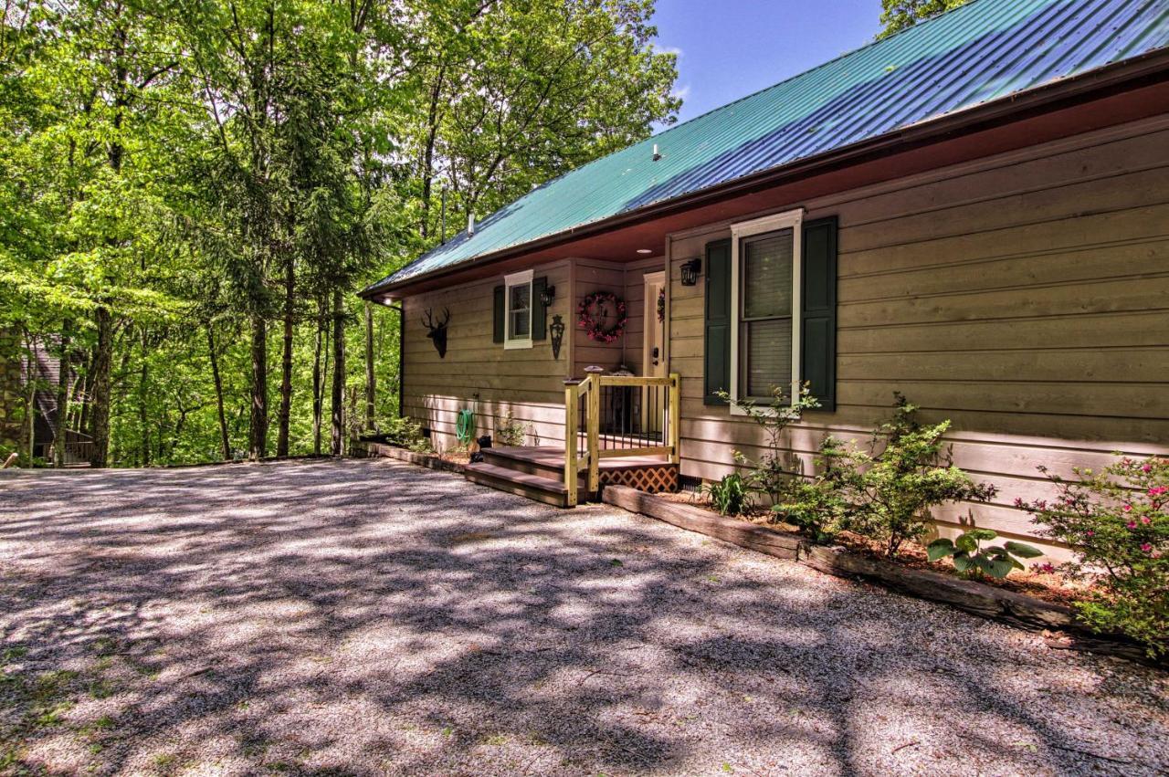 Eclectic Cabin With Hot Tub 1 Mi To Ober Gatlinburg Exteriör bild